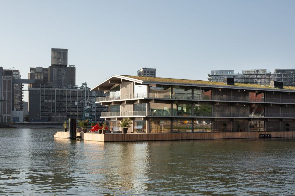 Marcel IJzerman - Floating Office Rotterdam